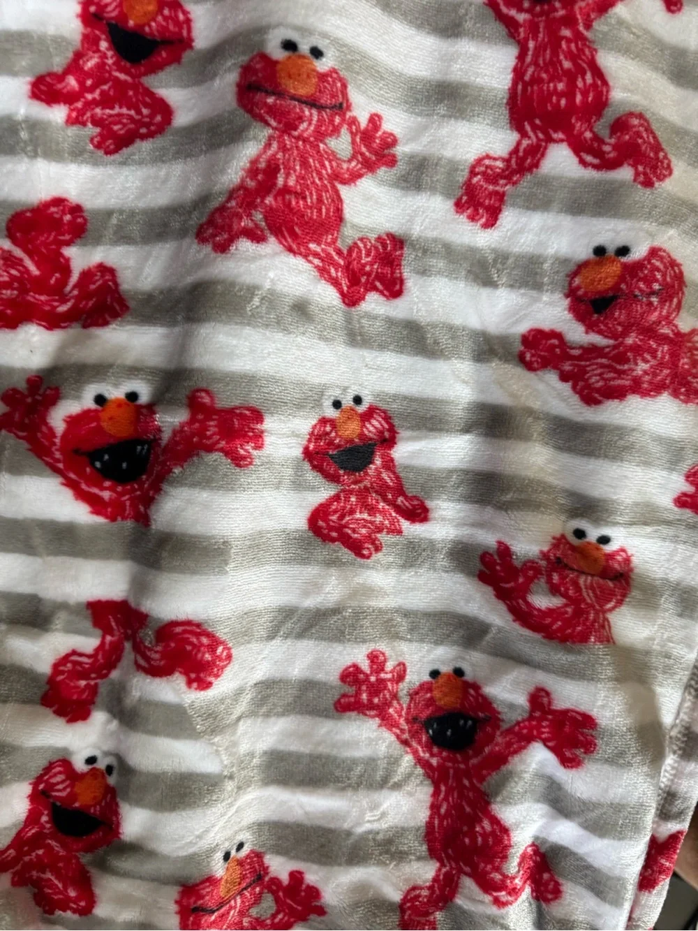 New Oversized Sesame Street Children’s  Throw Blanket w/Stripes and Elmo 50x70